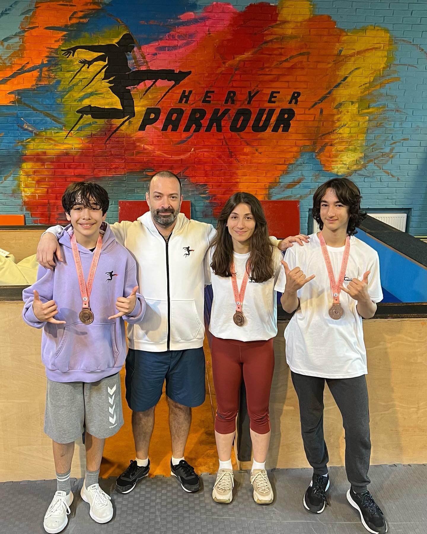 Parkur milli takım sporcuları HerYerParkour salonunda