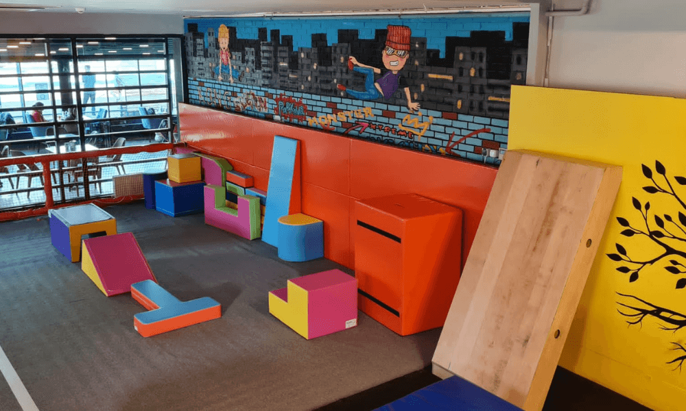HerYerParkour facility foam pit