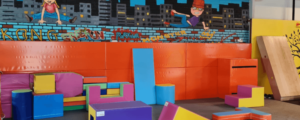 HerYerParkour training area - professional equipment and trampoline